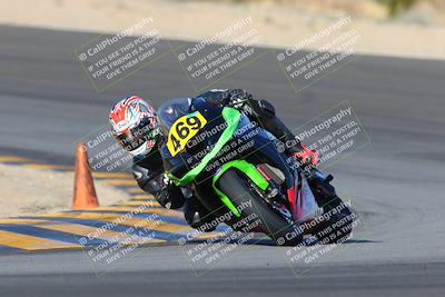 media/Dec-18-2022-SoCal Trackdays (Sun) [[8099a50955]]/Turn 10 (140pm)/